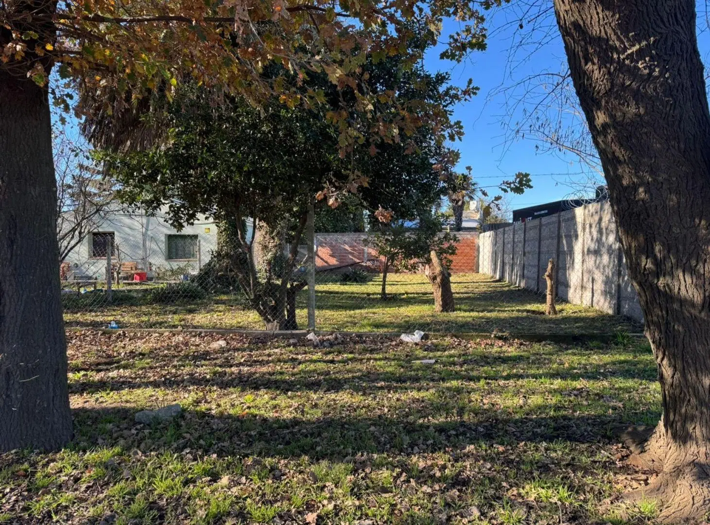 VENTA LOTE EN CHILAVERT AL 400 DE 10 X 23 METROS 5