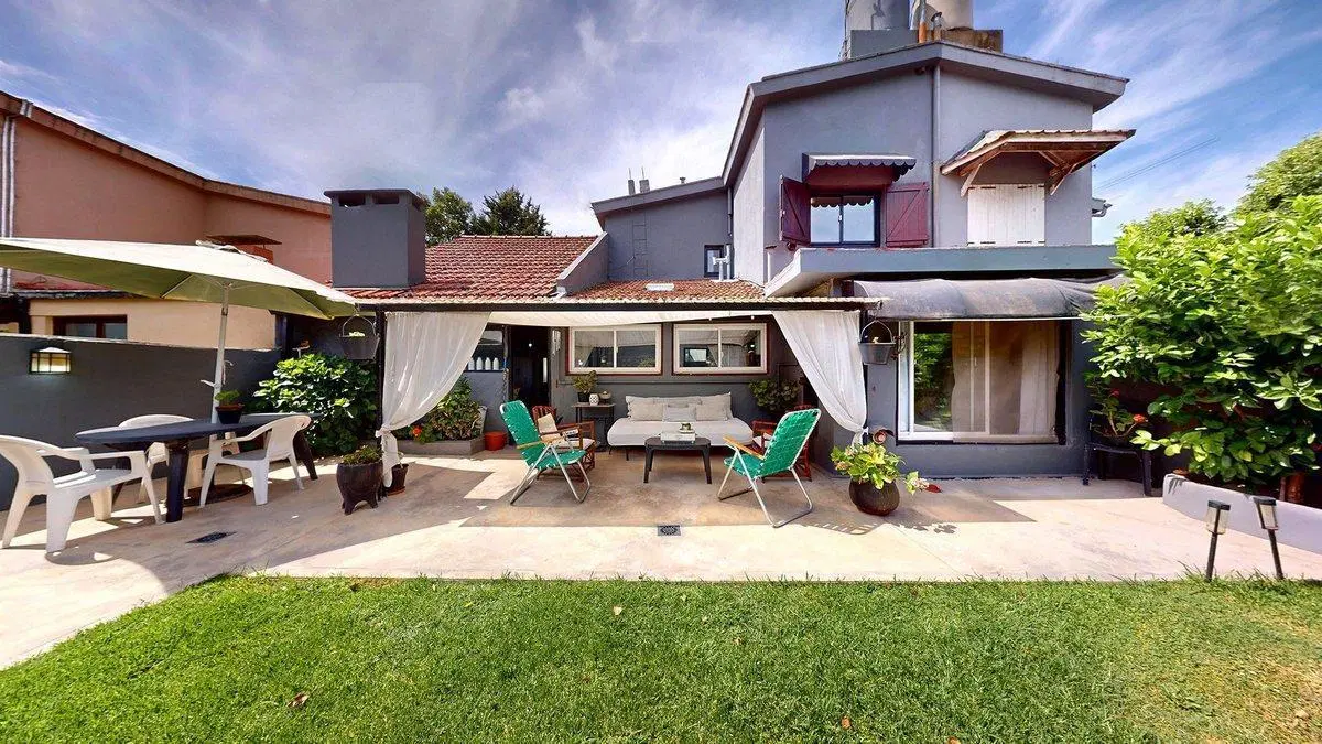 VENTA CASA EN PH CON AMPLIO JARDIN Y PATIO 5
