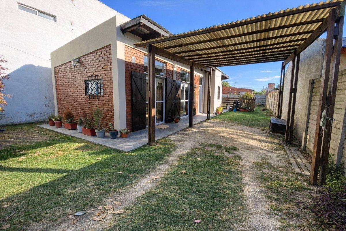 VENTA CASA 2 AMB GAS SANTA CLARA APTO CREDITO
