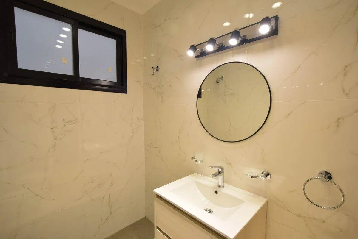 VENTA DEPARTAMENTO 2 AMBIENTES  PLAZA COLON 3