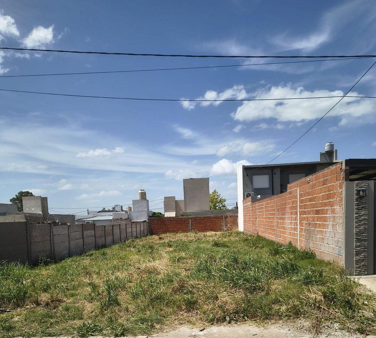 VENTA LOTE 302 Mts2 , BARRIO "GOLDEN 2" BALCARCE
