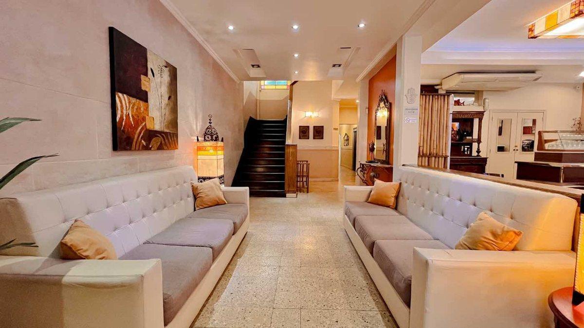 Foto de VENTA HOTEL EN LA PERLA 44 HAB A 150MTS DEL MAR, imagen 1