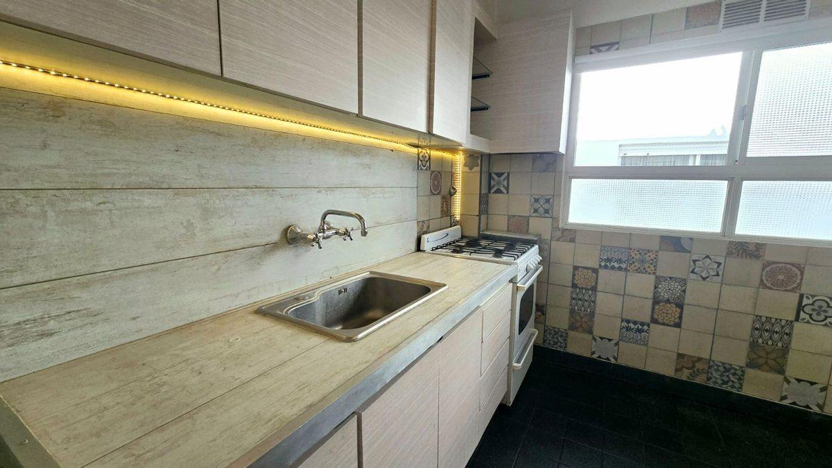 Foto de Venta Departamento muy Luminoso 3 Ambientes, imagen 3