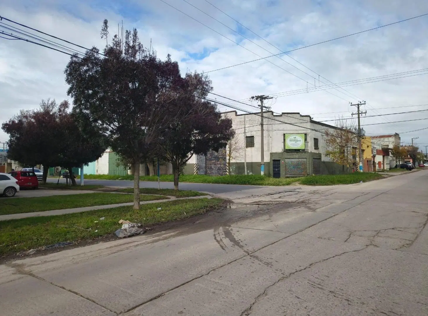 VENTA CASA 3 AMBIENTES A RECICLAR CON QUINCHO 5