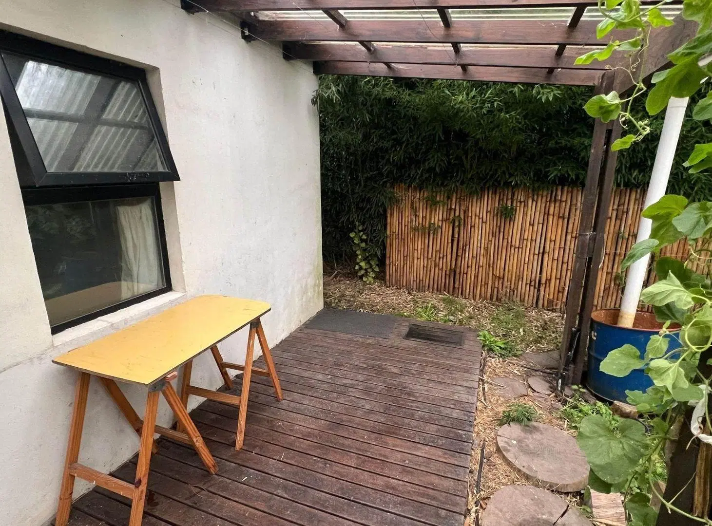 VENTA CASA 5AMB LA CALETA LUMINOSA PARRILLA PILETA 4