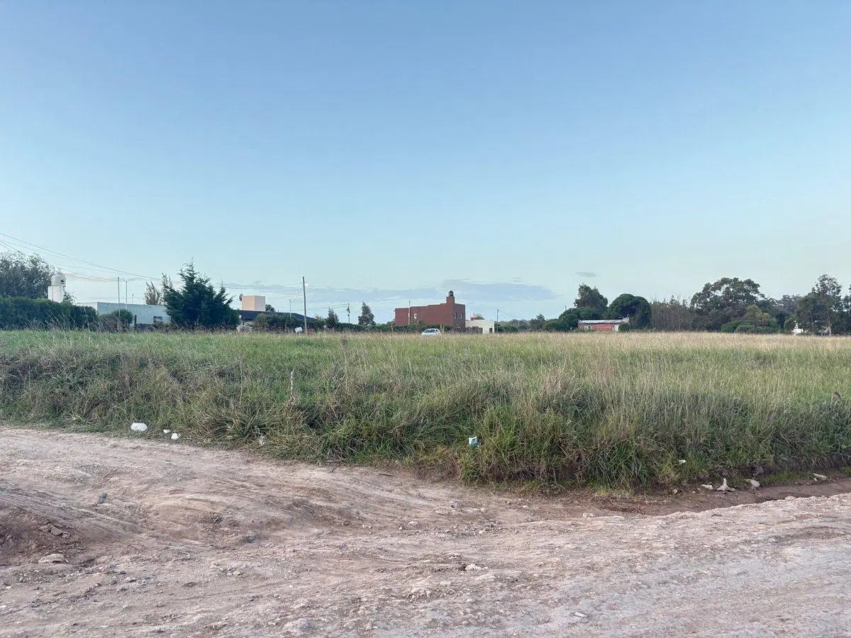 VENTA TERRENO EN ESQUINA 217 M2 MIRAMAR 8