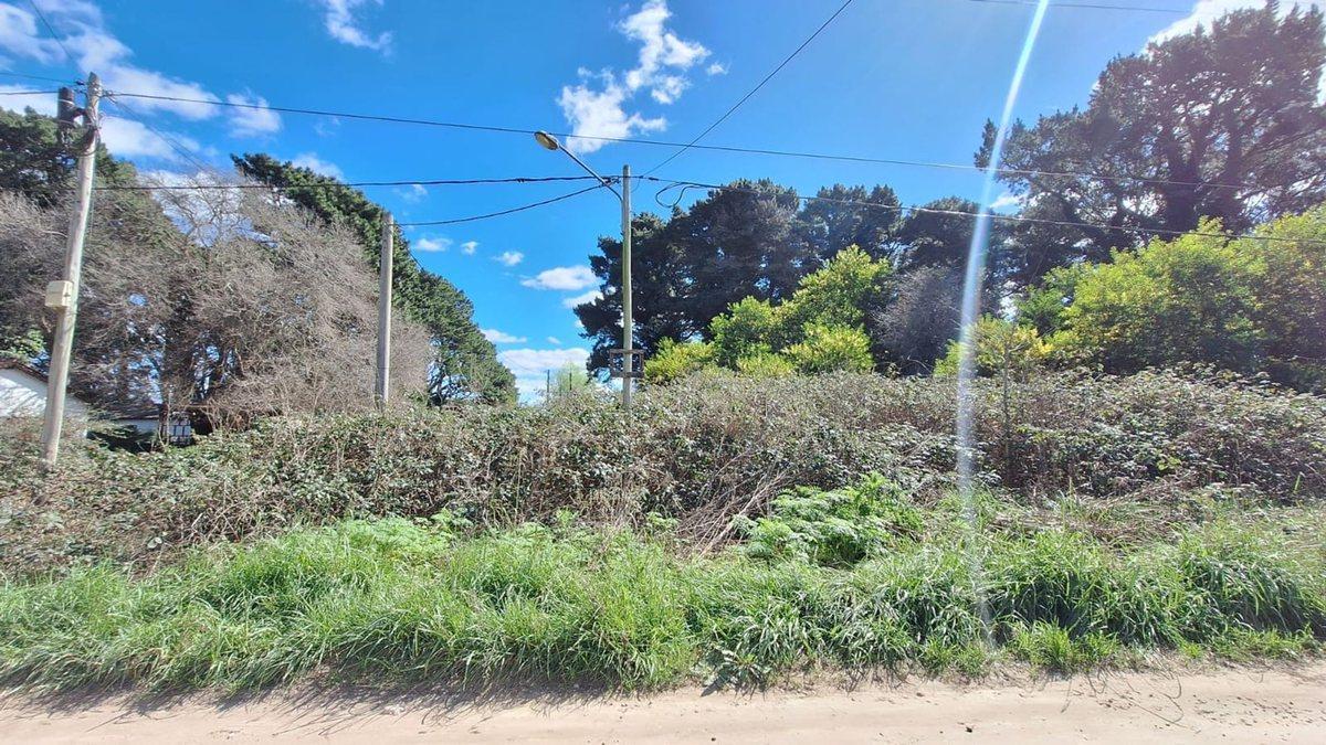 VENTA AMPLIO LOTE SIERRA DE LOS PADRES
