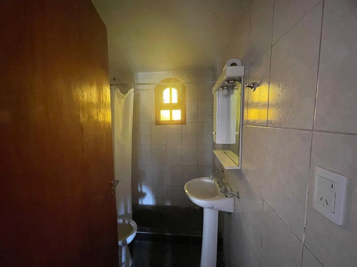 VENTA CASA 4 AMBIENTES CON QUINCHO GARAGE S. CLARA 2