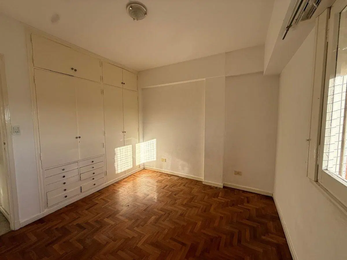 VENTA DEPTO 2 AMB AL FRENTE BALCON B. SARMIENTO 2
