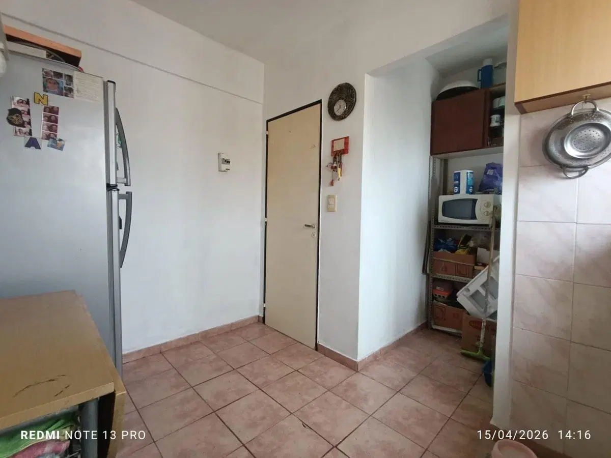Venta departamento de 3 ambientes con balcón 5