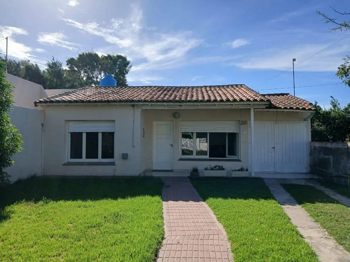 VENTA CHALET + DEPARTAMENTO MIRAMAR EN AVENIDA 26 3