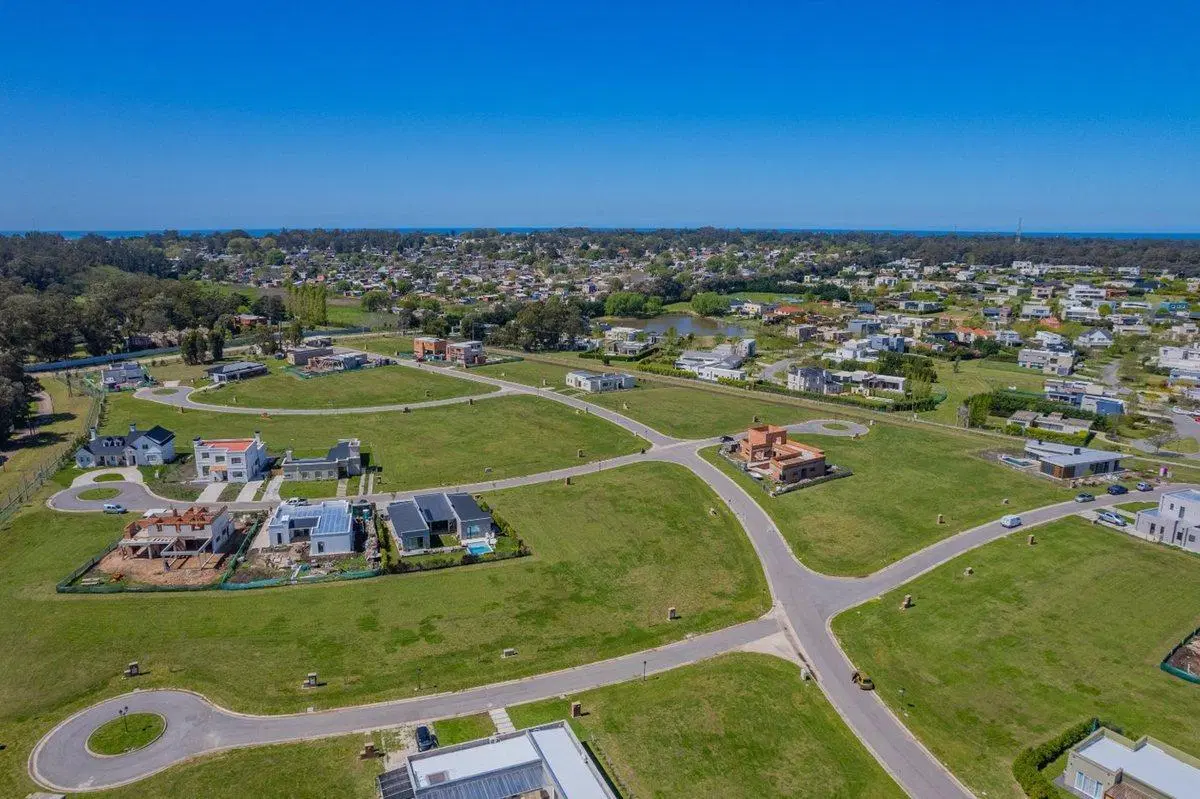 Venta Lote 700 m2 Barrio Arenas Chico 4
