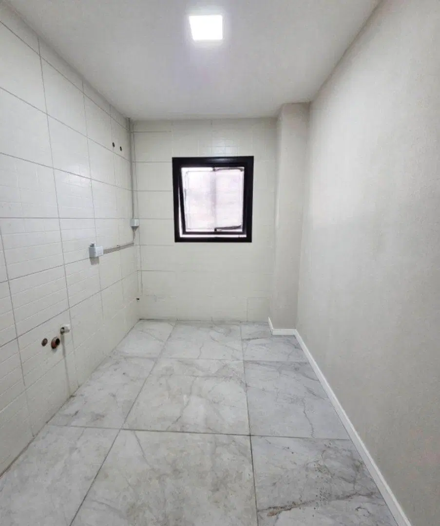 VENTA LOCAL COMERCIAL CON PLAYON Y GARAGE 4