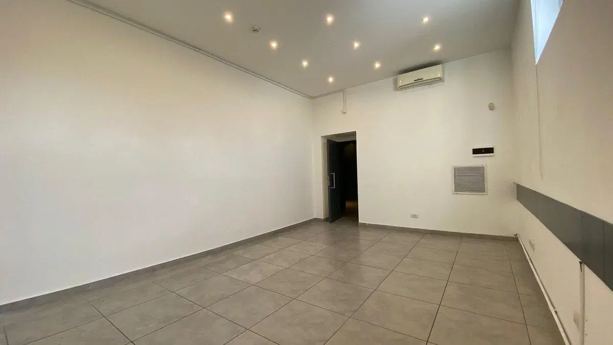 ALQUILER OFICINA 24 MESES BARRIO SAN JOSE 4