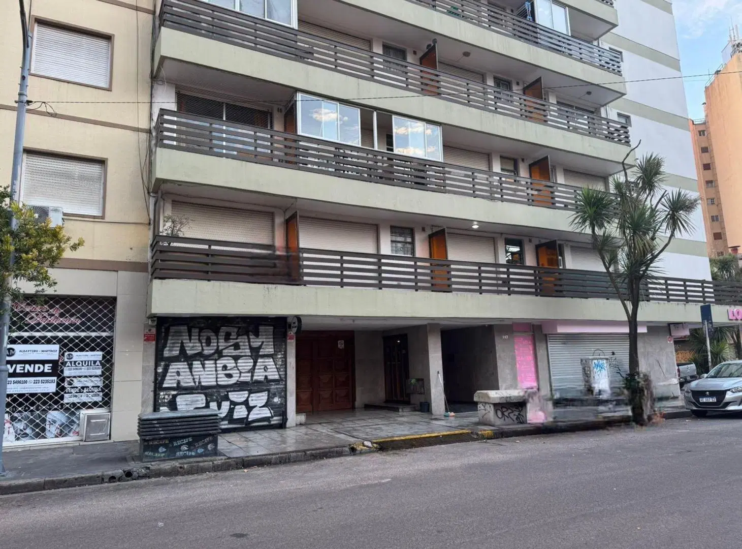 VENTA COCHERA EN ZONA CENTRO 2