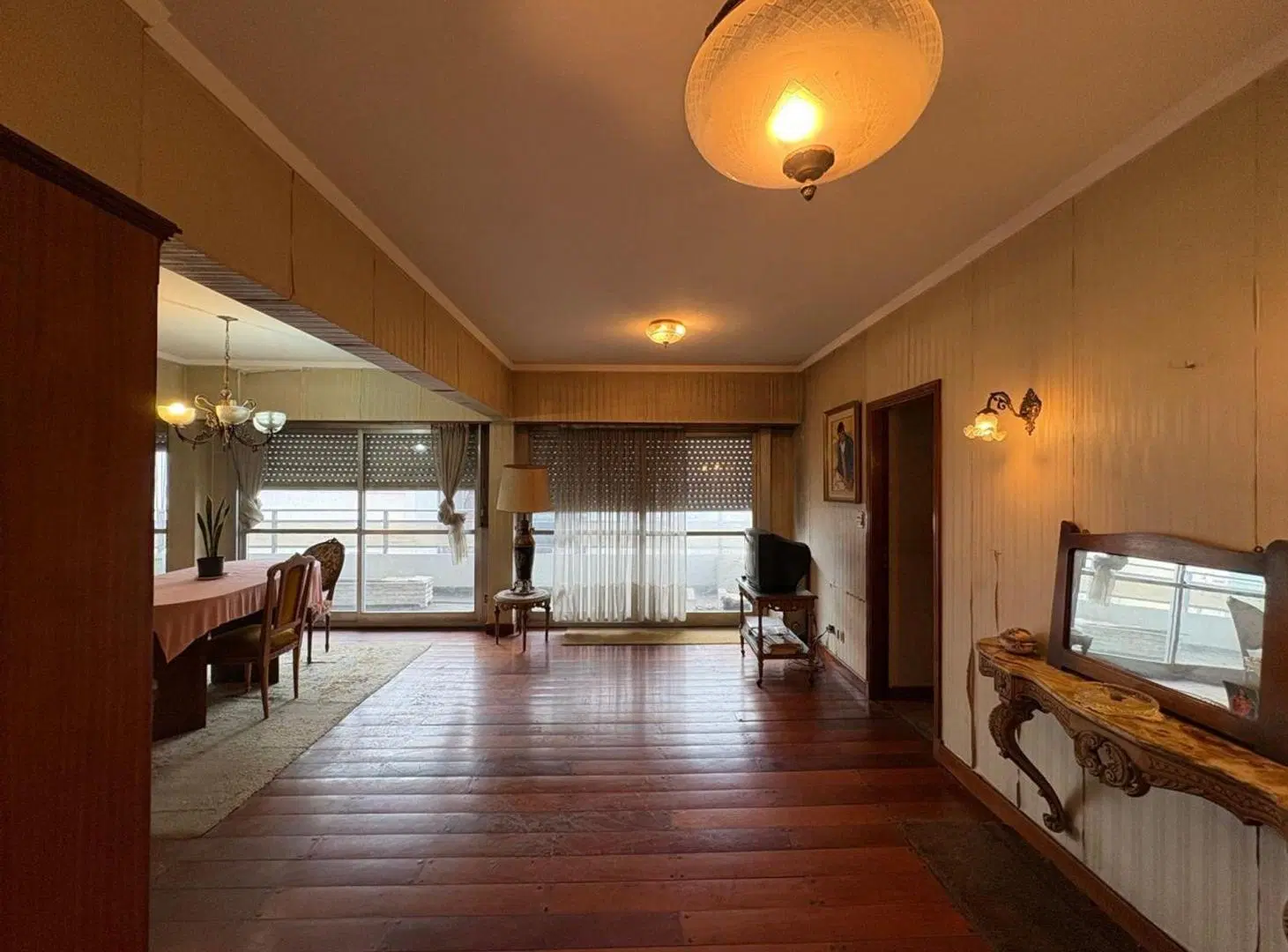 VENTA DEPARTAMENTO 4 AMBIENTES LA PERLA 2