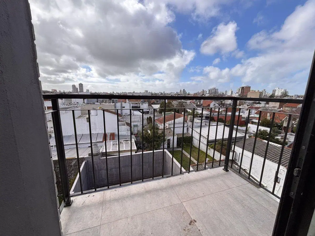 VENTA DEPARTAMENTO 2 AMB C/COCHERA  ESTRENAR 4