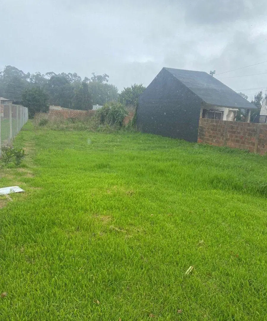 Terreno de 450m2 en venta en Parquemar 5