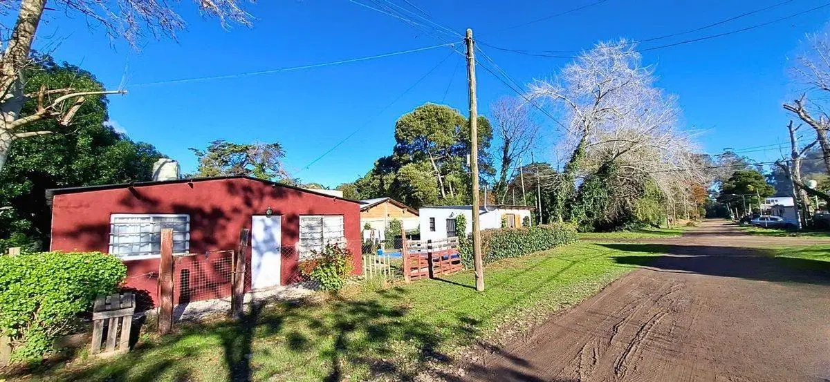 VENTA TERRENO EN ESQUINA CON DOS UNIDADES 2