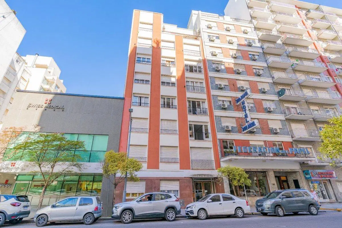VENTA  DEPARTAMENTO 3 AMBIENTES AL FRENTE | CENTRO 3