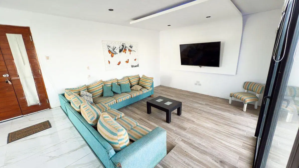 VENTA CASA 4 AMBIENTES PARQUE Y PILETA CAMET NORTE 2