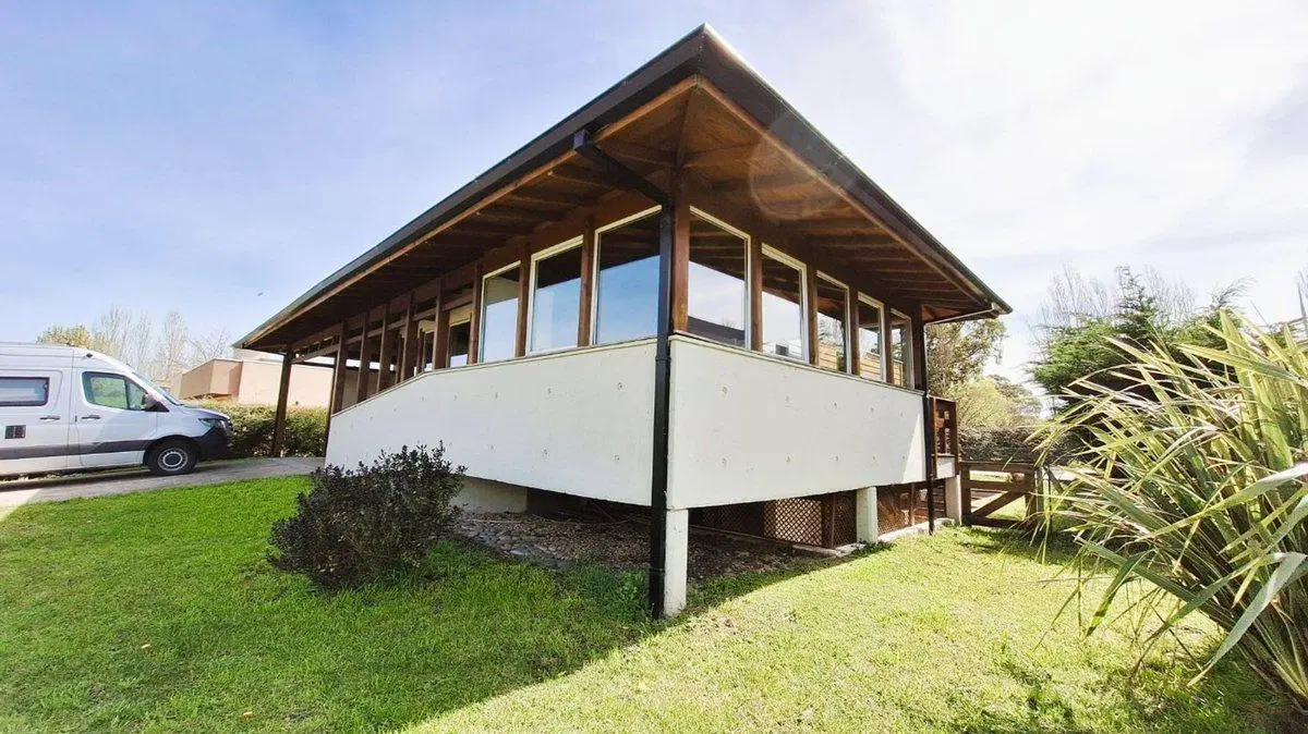Venta casa 4 ambientes con pileta y parque Rumencó 2
