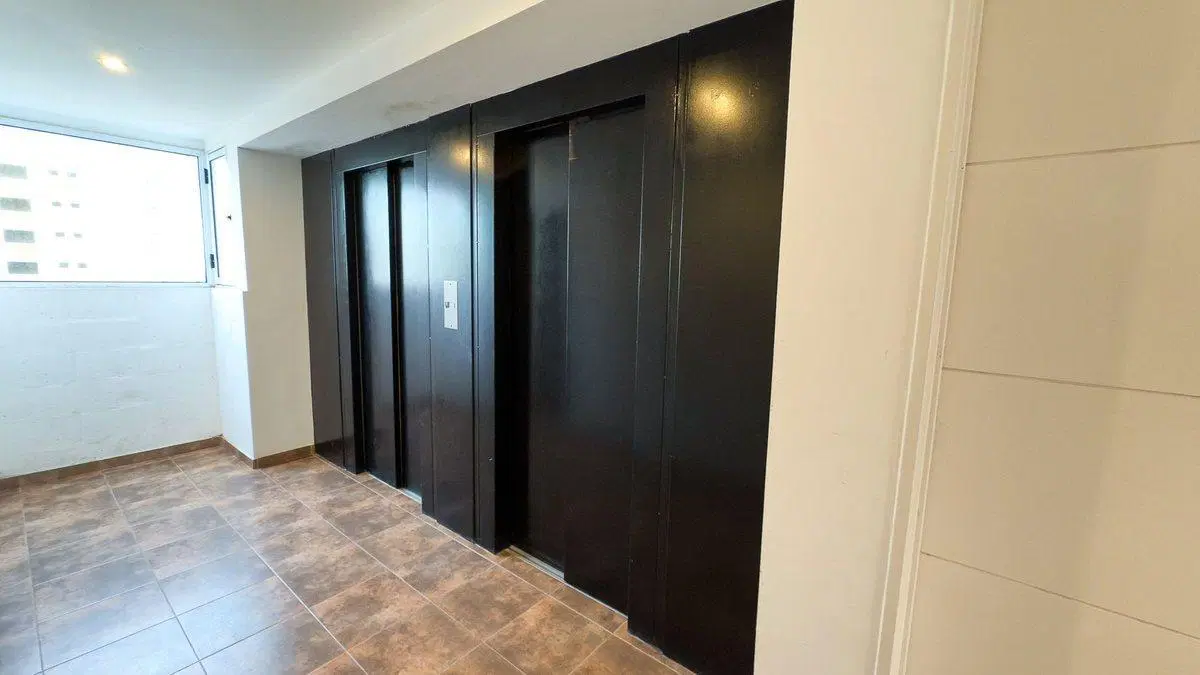 VENTA DEPARTAMENTO 2 AMBIENTES CON COCHERA MIRAMAR 4