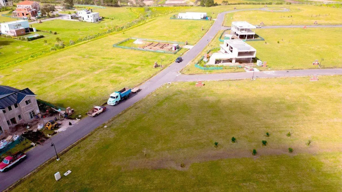 VENTA LOTE CASONA DEL HARAS BARRIO PRADERA 2