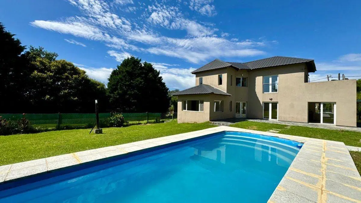 Venta casa 3 ambientes pileta Sierra de los Padres 4
