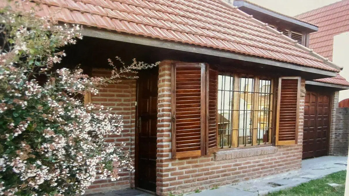 Venta casa  5 amb con parque en Santa Clara 3