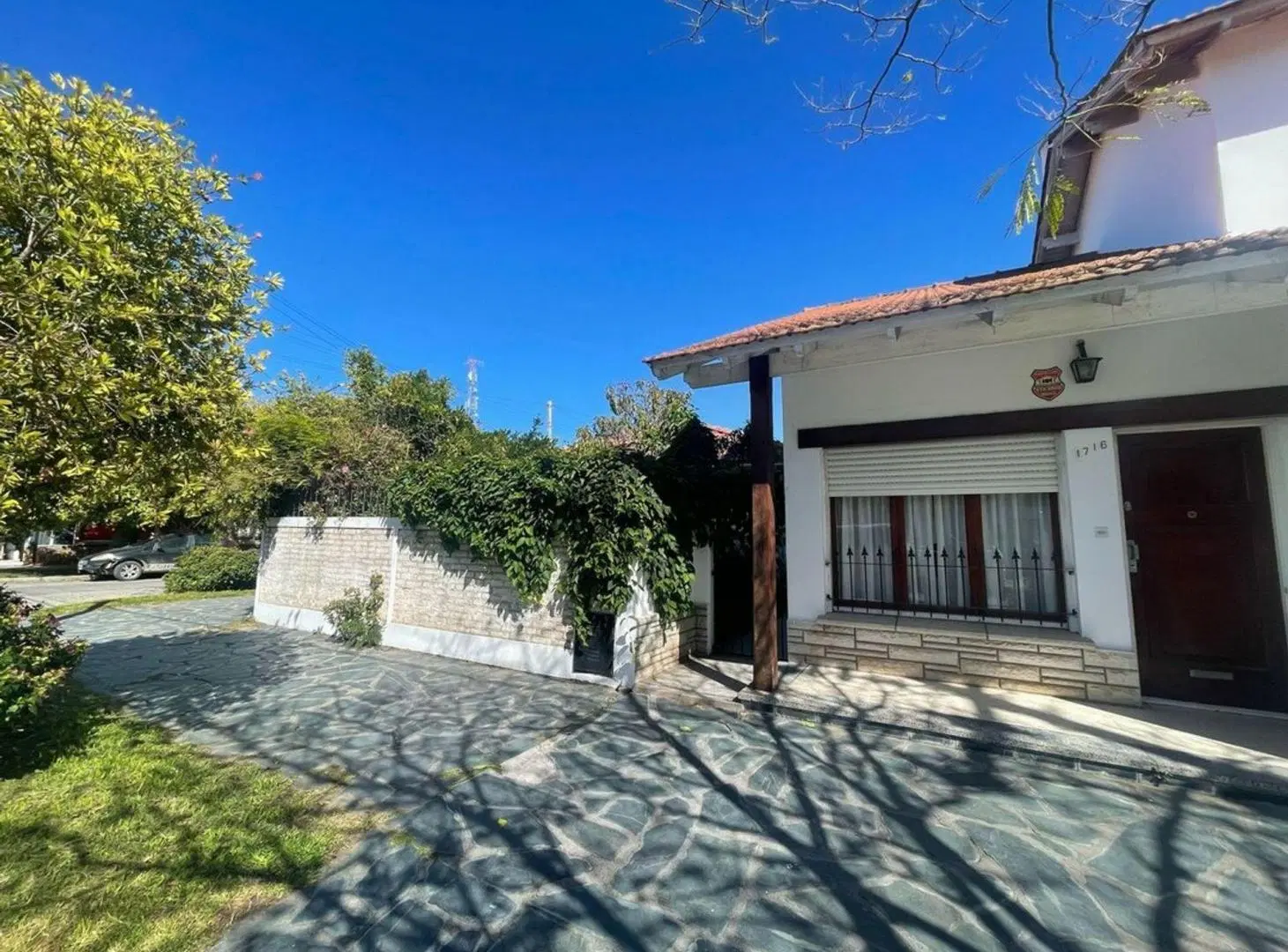 VENTA DE CASA 6 AMBIENTES MIRAMAR 2