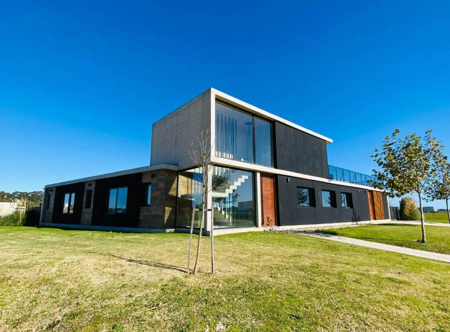 VENTA CASA EN BARRIO PRIVADO 2