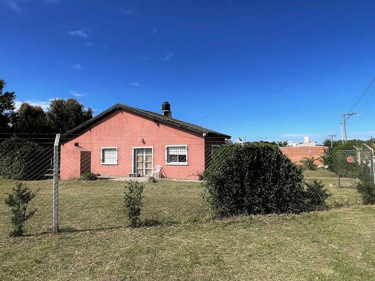 VENTA CASA CON GRAN PARQUE DE 900 MTS2 5