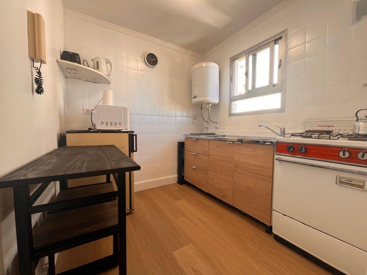 Foto de VENTA MONOAMBIENTE LUMINOSO ZONA GUEMES AMOBLADO, imagen 5