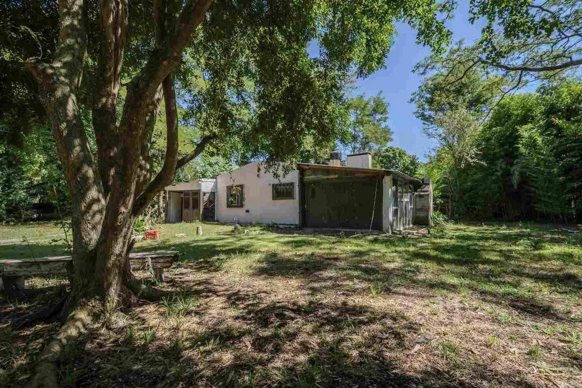 VENTA CASA 3 AMB EL TEJADO SOBRE 2 LOTES PROPIOS 2