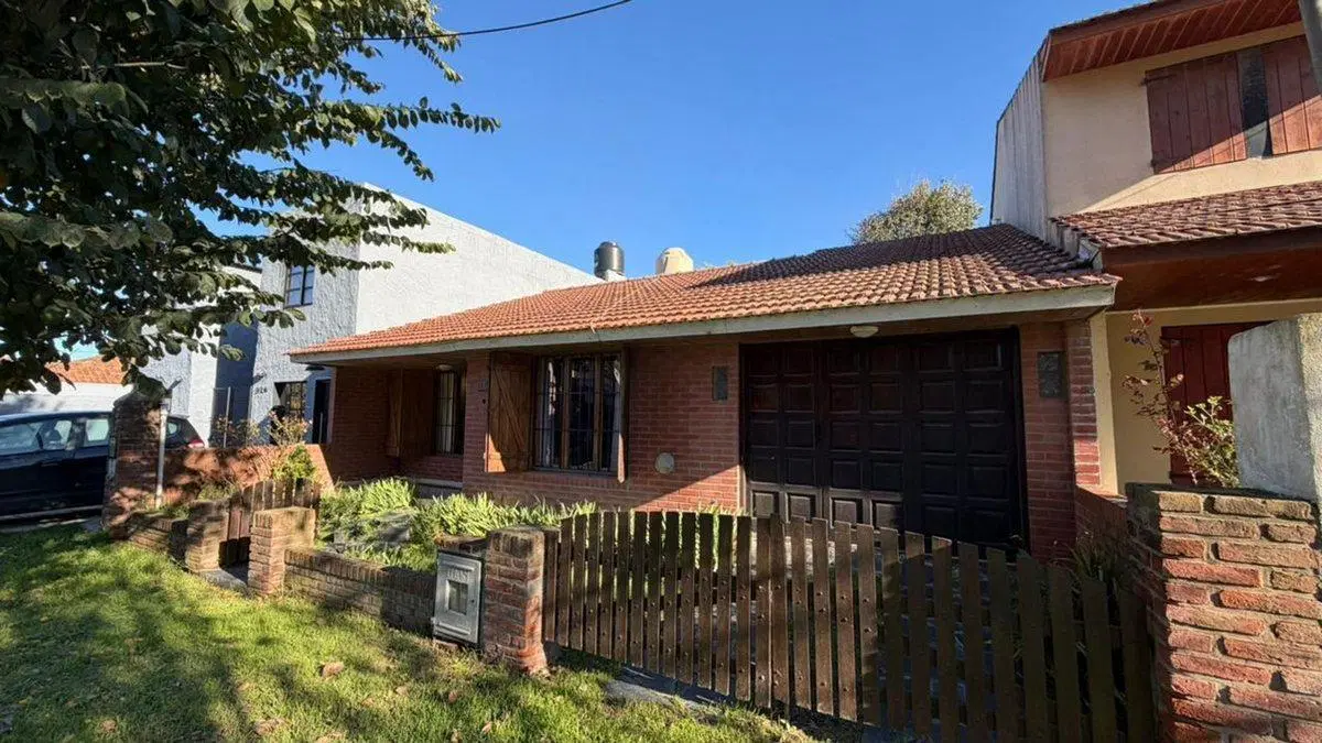 VENTA CASA 4 AMBIENTES 3 CUADRAS DEL MAR S. CLARA 3