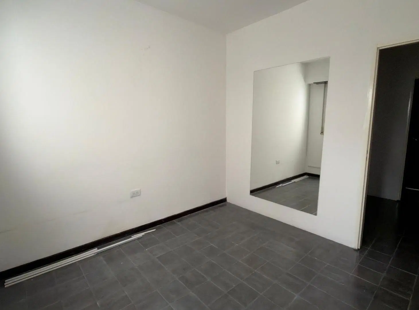 ALQUILER IMPECABLE OFICINA MICROCENTRO 2