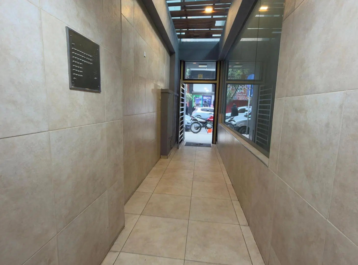 ALQUILER IMPECABLE OFICINA MICROCENTRO 3