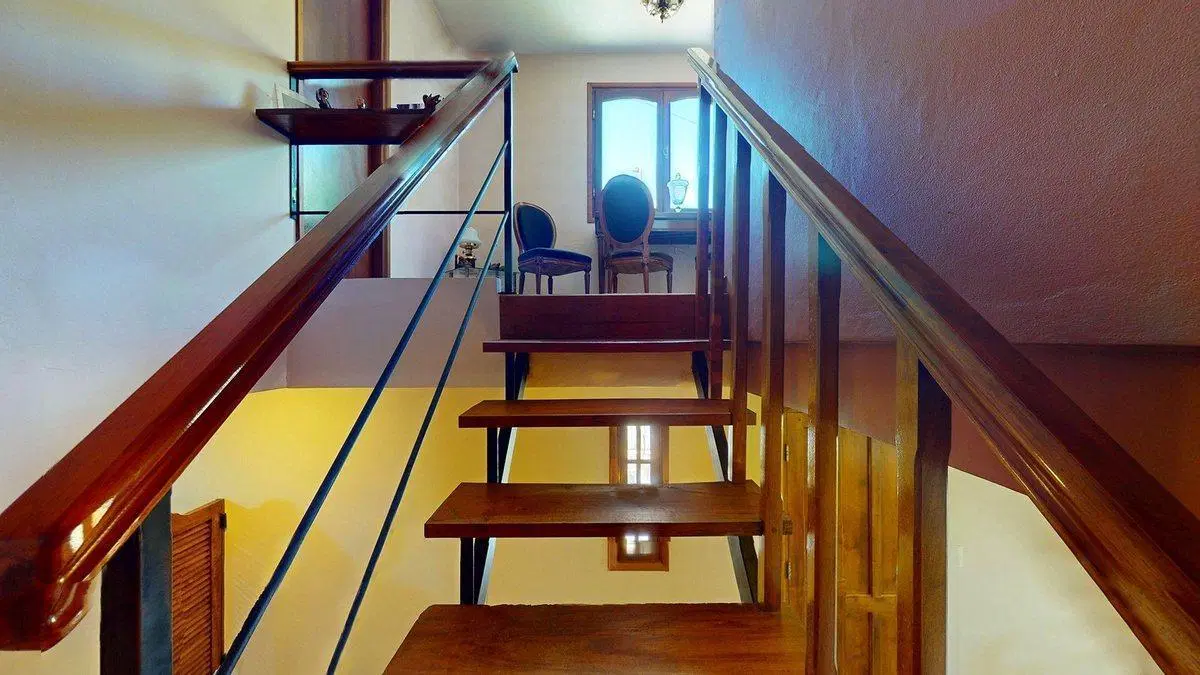 VENTA PH 3 AMBIENTES CON COCHERA BARRIO CAISAMAR 5