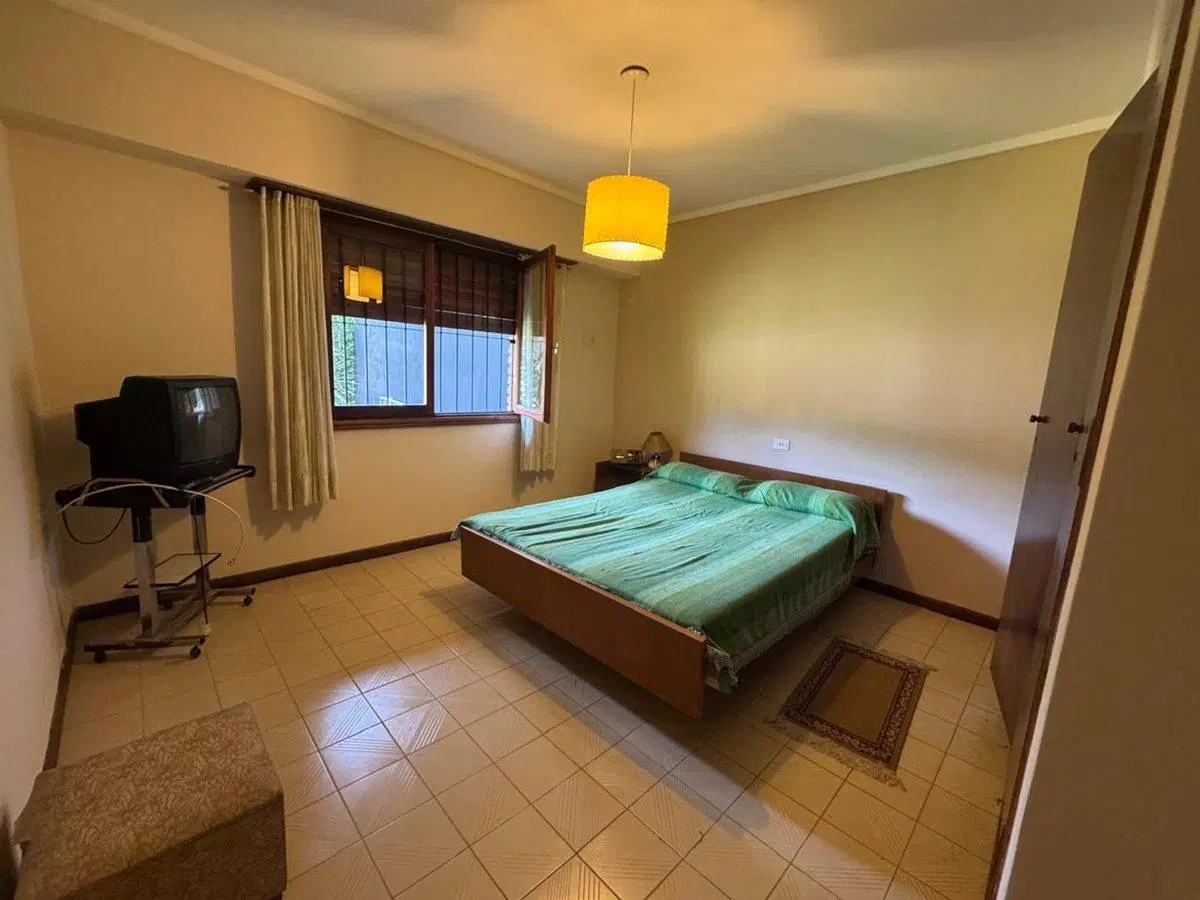 VENTA CASA 2 AMB SOBRE DOS LOTES MAR DE COBO 8