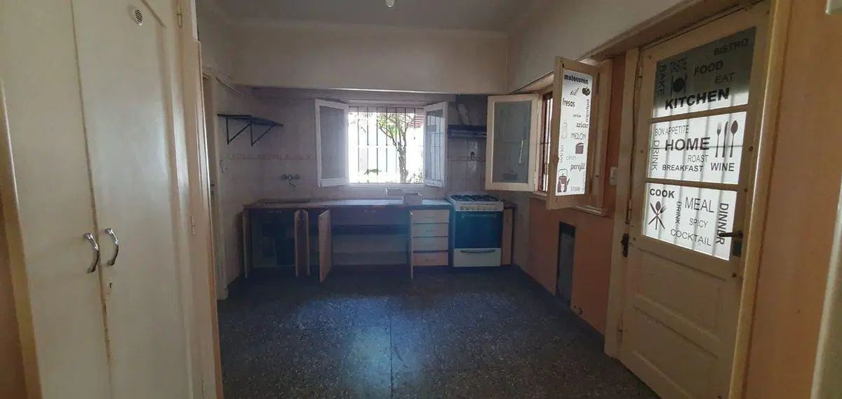 CASA USO COMERCIAL+DEPOSITO CHAUVIN OPORTUNIDAD!! 5