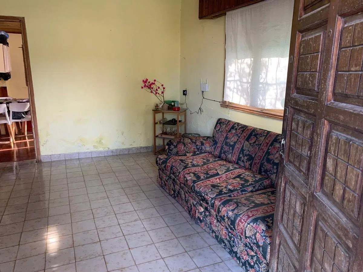 VENTA CASA 3 AMB. A RECICLAR  BARRIO DON EMILIO 2
