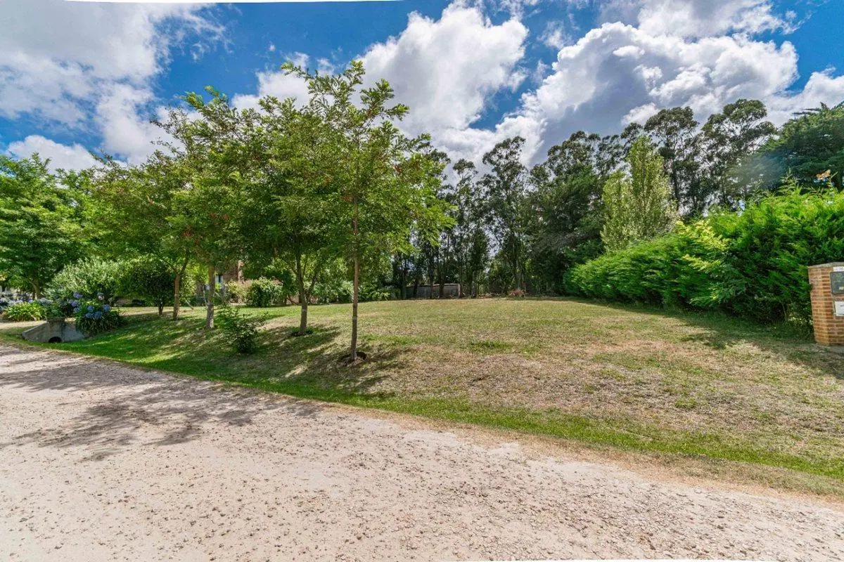 Venta lote en Barrancas de San Benito 5