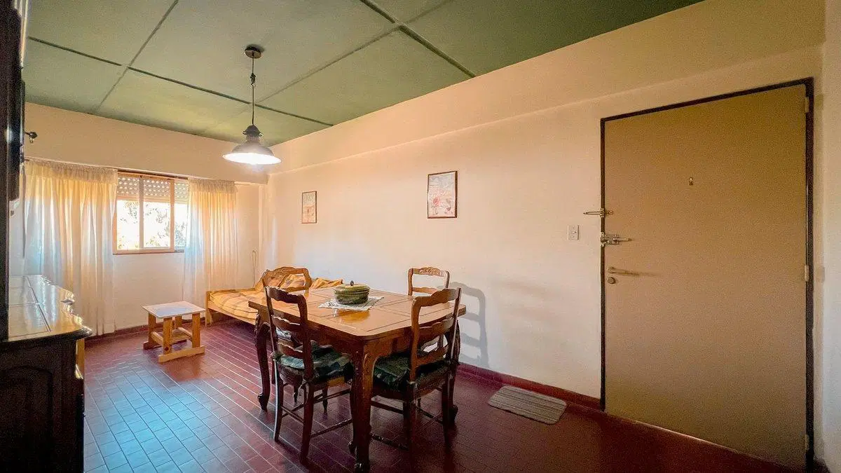 VENTA DPTO 4 AMB. BARRIO JARDIN-IMPECABLE 5