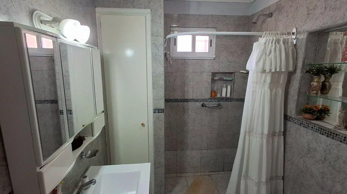 VENTA PH INDEPENDIENTE PATIO COCHERA Y PARRILLA 8
