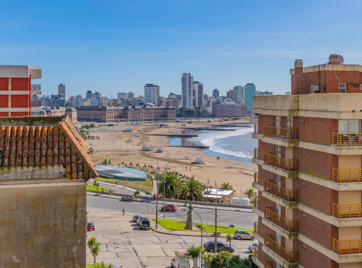 VENTA DEPARTAMENTO 3 AMBIENTES VISTA AL MAR. 2