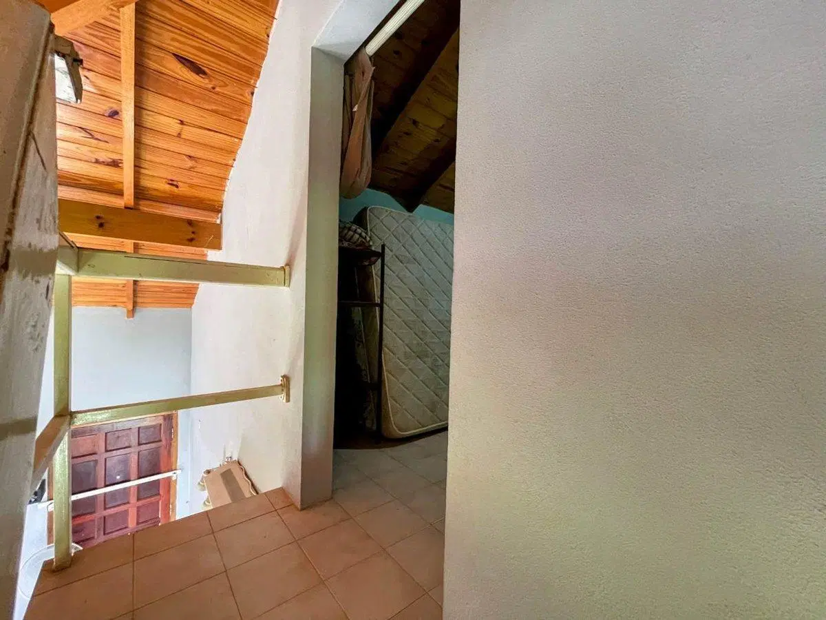 VENTA CASA 3 AMBIENTES CON COCHERA SANTA CLARA 8