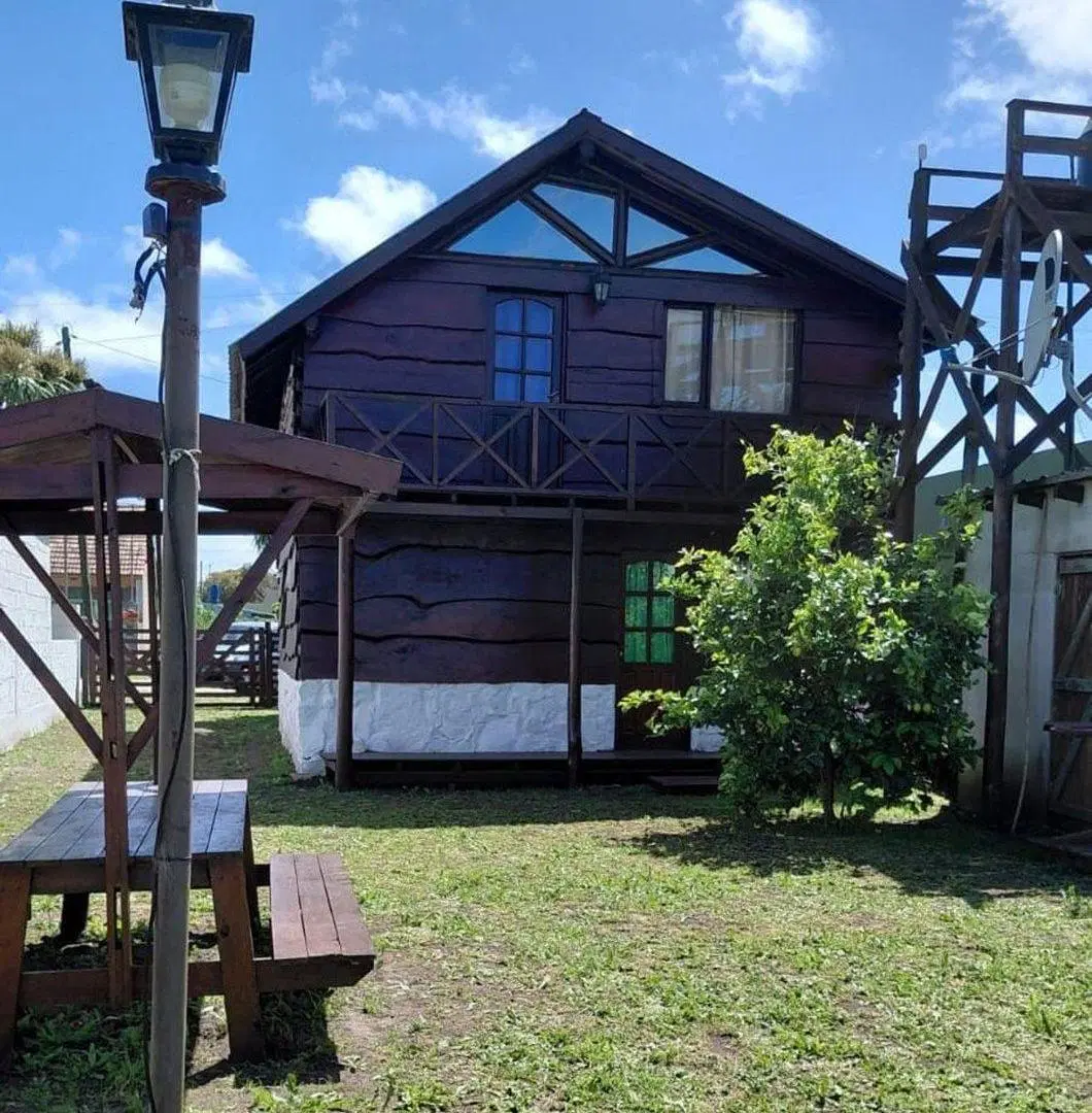 Venta Cabaña Santa Elena con Pileta 2