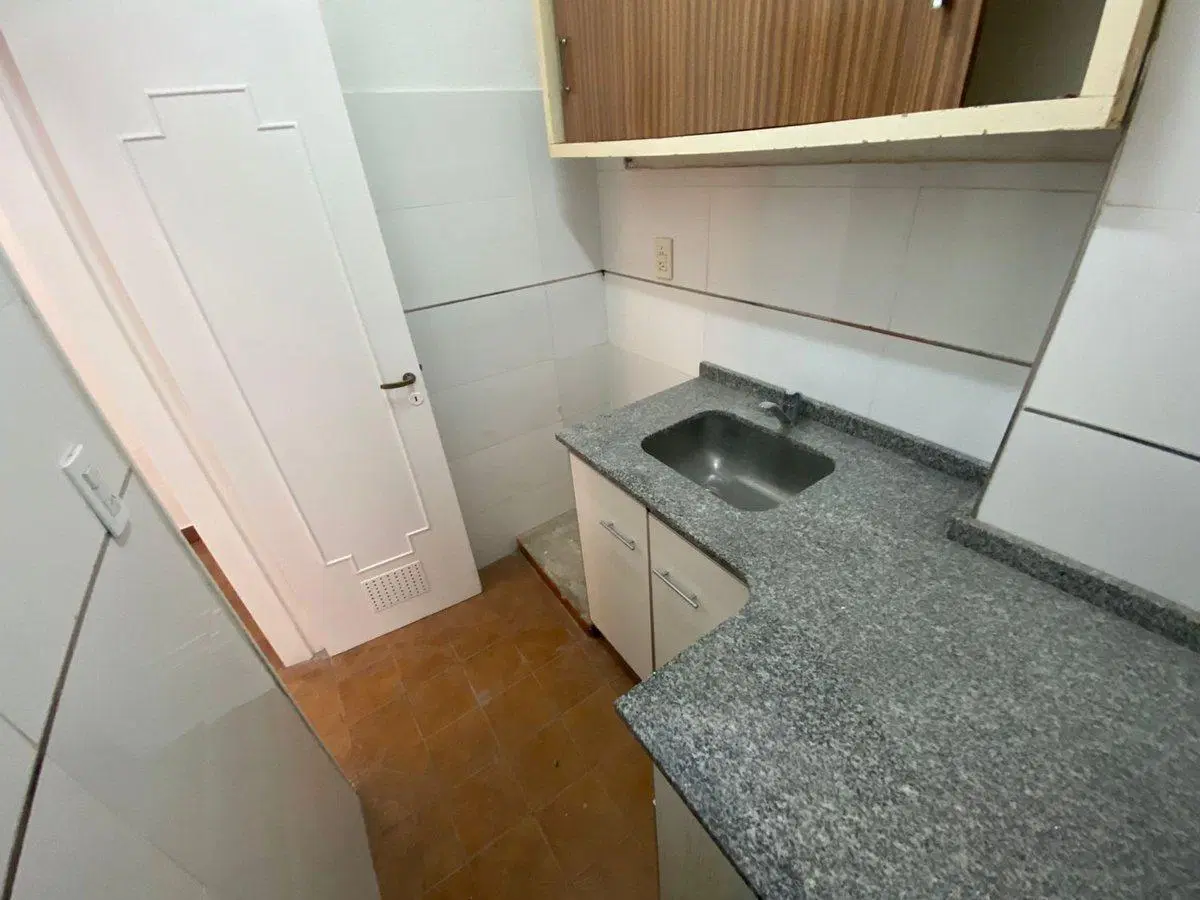 Venta Departamento 3 ambientes Plaza Colon 3