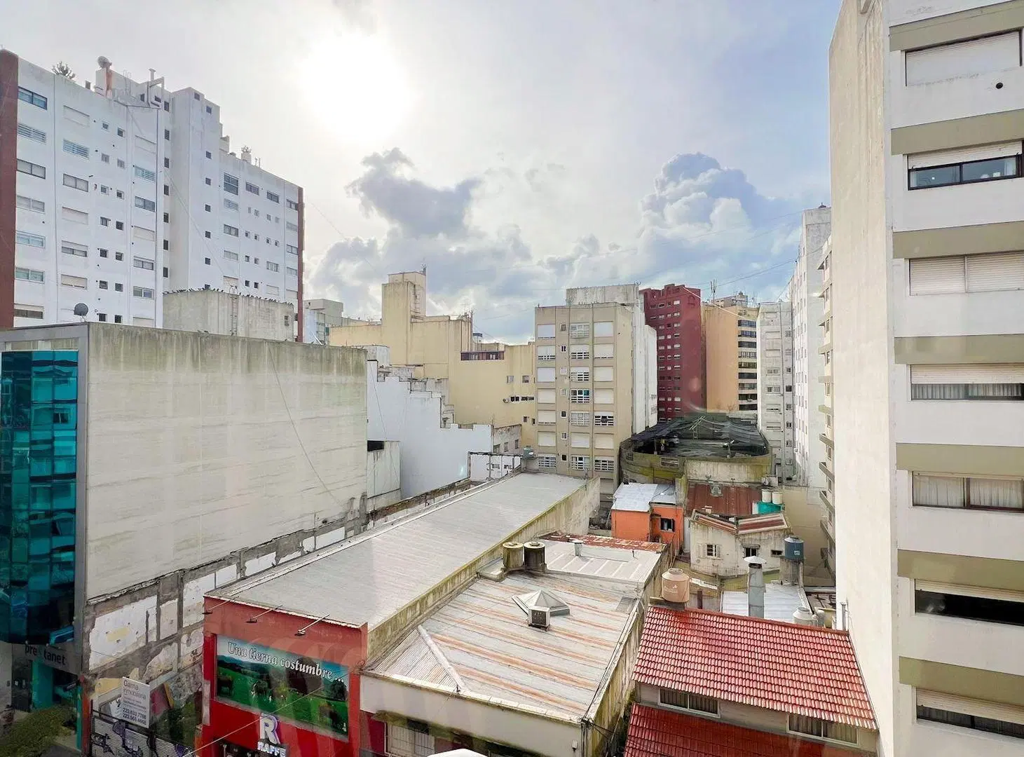 VENTA DEPARTAMENTO 02 AMBIENTES AL FRENTE CENTRO 5